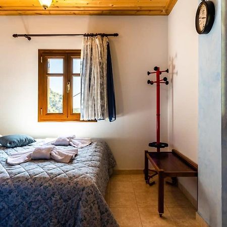 Stemnitsa Stone Residence - Comfy Mountain Getaway Kültér fotó